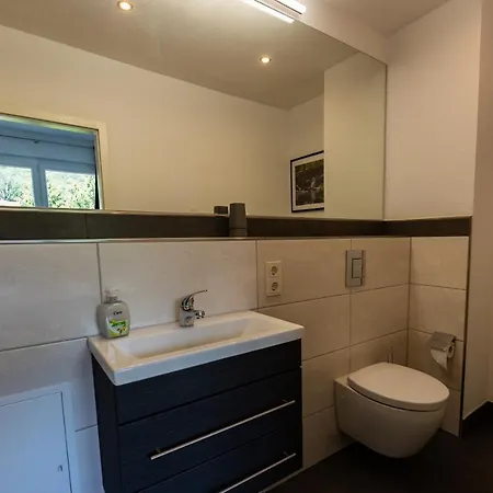 Am Steinbach 1 Apartment *